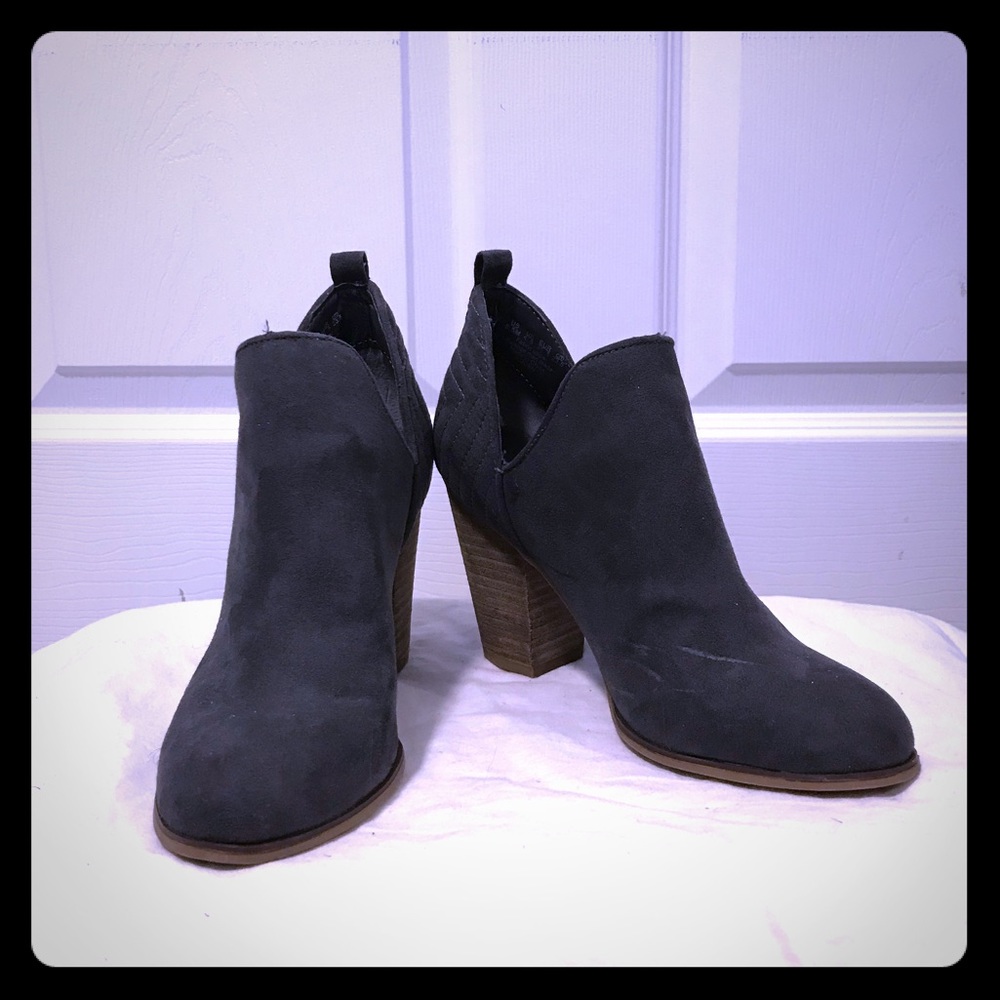 Carlos by Carlos Santana Rouen Ankle Boot